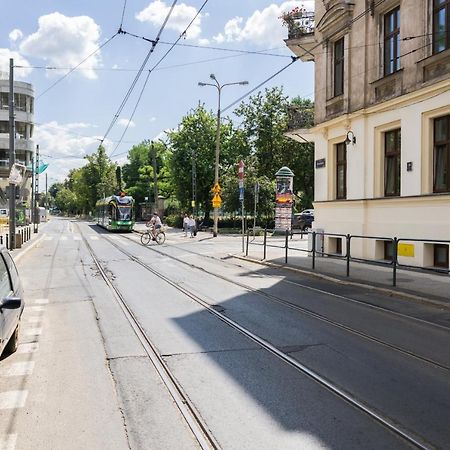 Apartment Poznan Old Town Strzelecka By Noclegi Renters Dış mekan fotoğraf